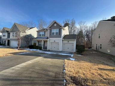 Main picture of 115 Fortress Dr
