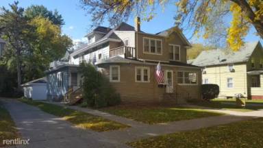 Main picture of 811 Elmore St