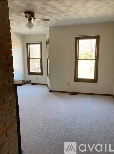 Main picture of 796 Kerr St