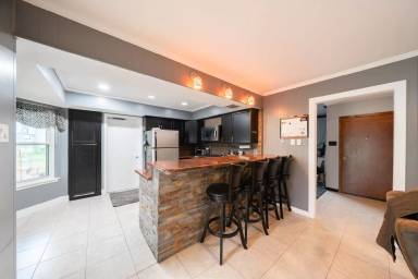 Main picture of 5610 Gillis Dr