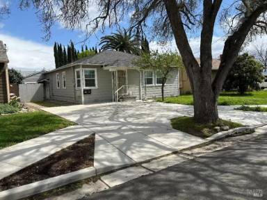 Main picture of 210 Taylor St