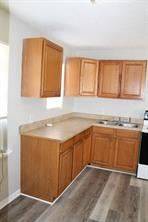 Main picture of 4520 Columbia Ave