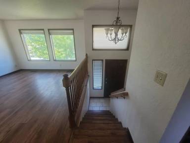 Main picture of 8120 W Hood Ave