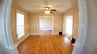 Main picture of 1425 1st Ave SW