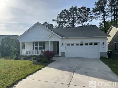 Main picture of 121 Grantham Pl