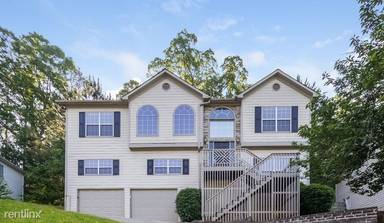 Main picture of 2622 McGuire Dr NW