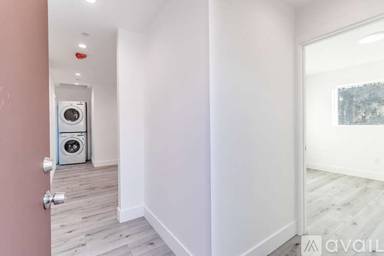 Main picture of 148 S Madison Ave