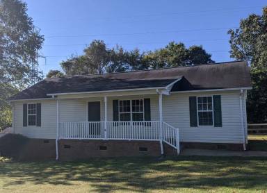 Main picture of 2855 Greenleaf Rd