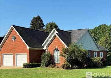 Main picture of 109 Muirfield Ln