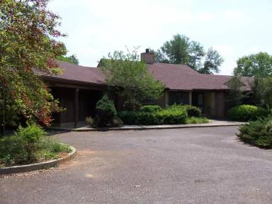 Main picture of 2139 Banks Mill Rd