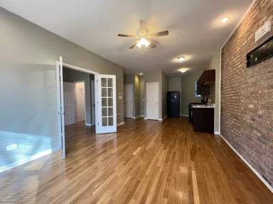 Main picture of 5710 S Michigan Ave