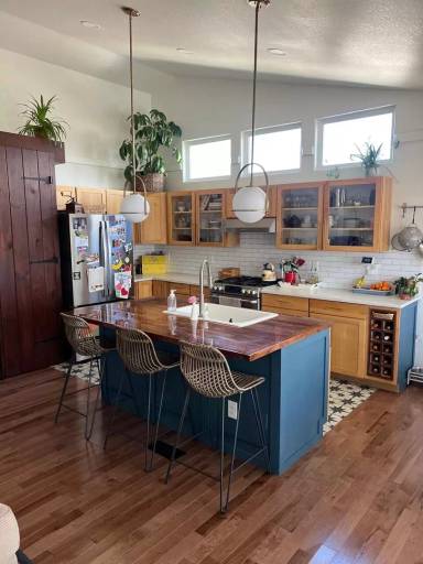 Main picture of 2262 Muir Ln