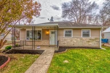 Main picture of 7359 E 53rd St