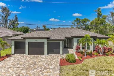 Main picture of 1418 SW 1st Pl