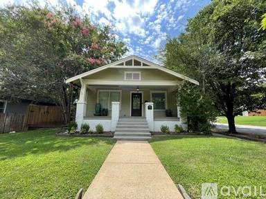 Main picture of 1604 S Troost Ave