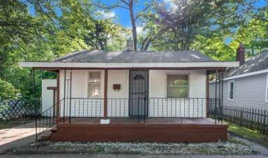 Main picture of 2820 Park St