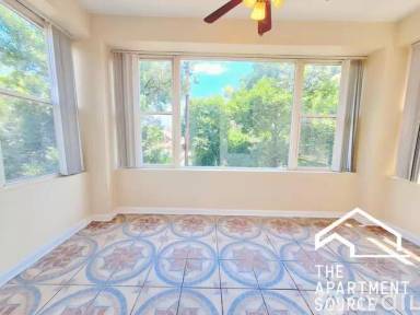 Main picture of 1102 N Central Ave