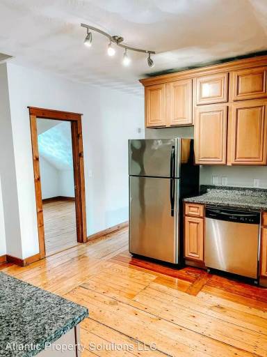 Main picture of 100 Ring St