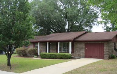 Main picture of 111 Antler Dr