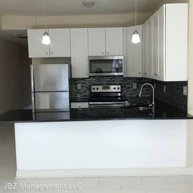 Main picture of 32 E Preston St