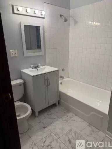 Main picture of 6833 S Ada St