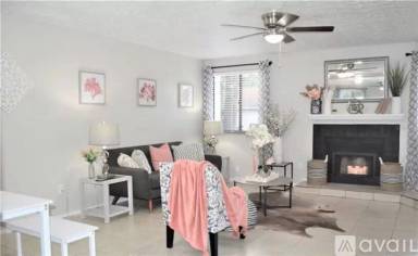 Main picture of 4717 Pebblepointe Pl