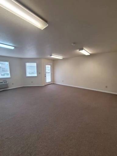 Main picture of 644 2nd Ave