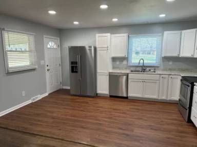 Main picture of 1200 Borders Rd
