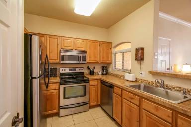 Main picture of Pinnacle Canyon