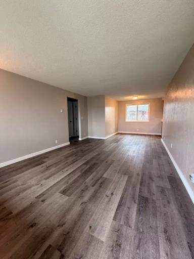 Main picture of 628 S 38th St