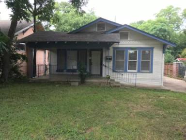 Main picture of 215 E 6th St