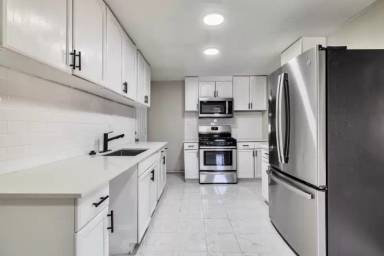 Main picture of 1535 W Buckeye Rd