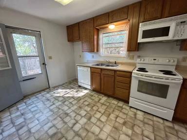 Main picture of 1015 E Fremont Ave