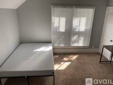 Main picture of 516 Oak St