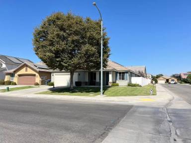 Main picture of 10400 Onyx Peak Ln