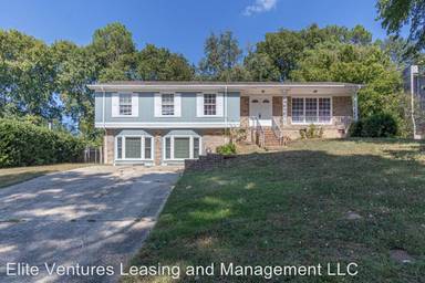 Main picture of 3413 Hiawatha Dr