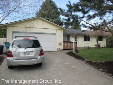 Main picture of 5710 NE 75th St
