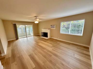 Main picture of 704 S Henry Ave