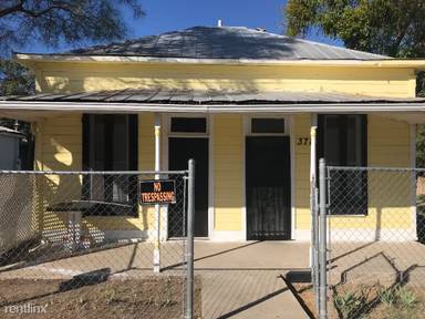 Main picture of 360 S Devereaux St