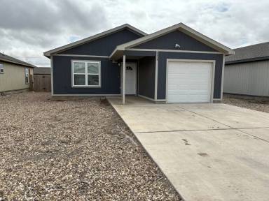 Main picture of 2224 E Main St