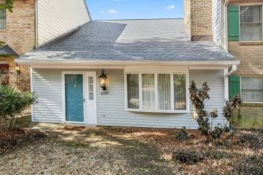 Main picture of 4209 Roxbury Rd