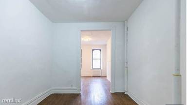 Main picture of 212-18 E 89th St