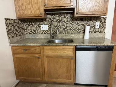 Main picture of 2837 Cambridge Dr
