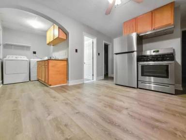 Main picture of 171 Trenton St