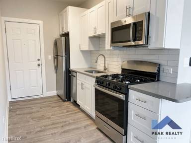 Main picture of 3228 N Hamlin Ave