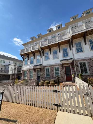 Main picture of 1104 Thomas St