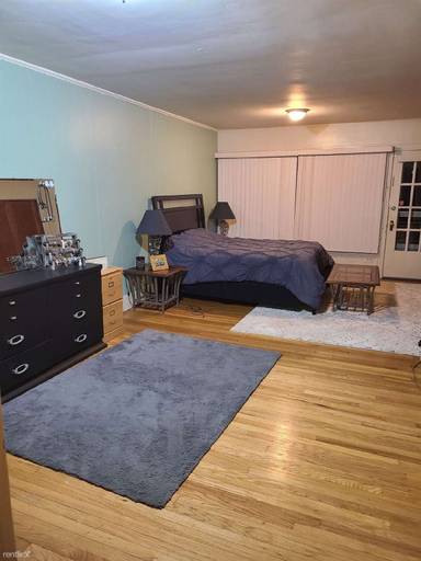 Main picture of 524 Adams Ave