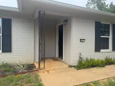 Main picture of 801 Faircreek Ln