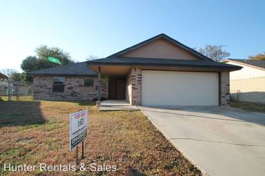 Main picture of 1905 Moonlight Dr