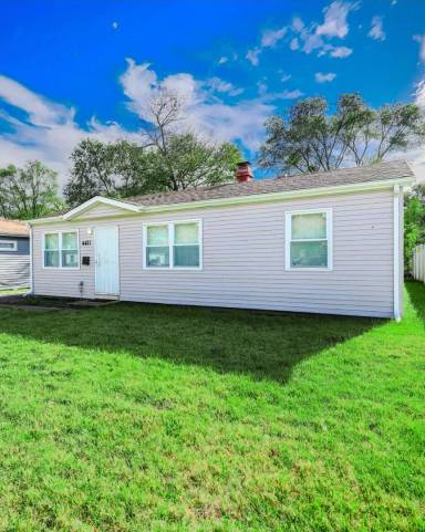 Main picture of 4421 W 20th Ave